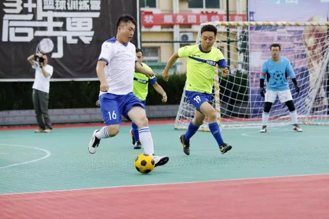 公牛大胜活塞锁定东部第九 尼克斯胜凯尔特人